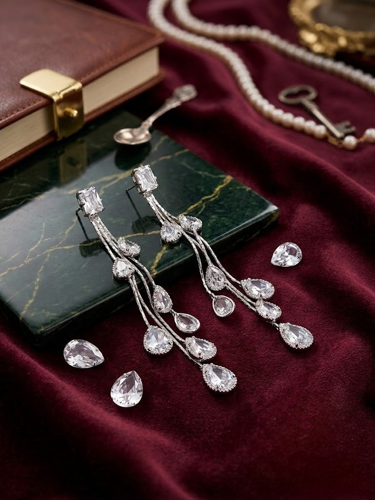 CRYSTAL DROP EARRINGS