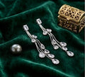 CRYSTAL DROP EARRINGS