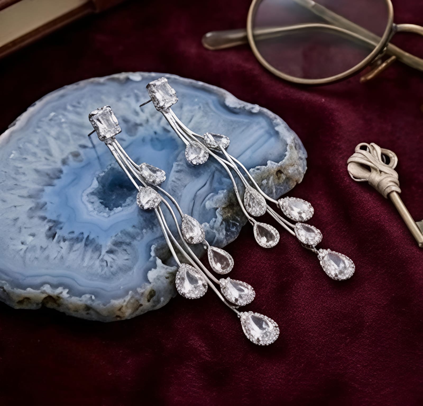 CRYSTAL DROP EARRINGS