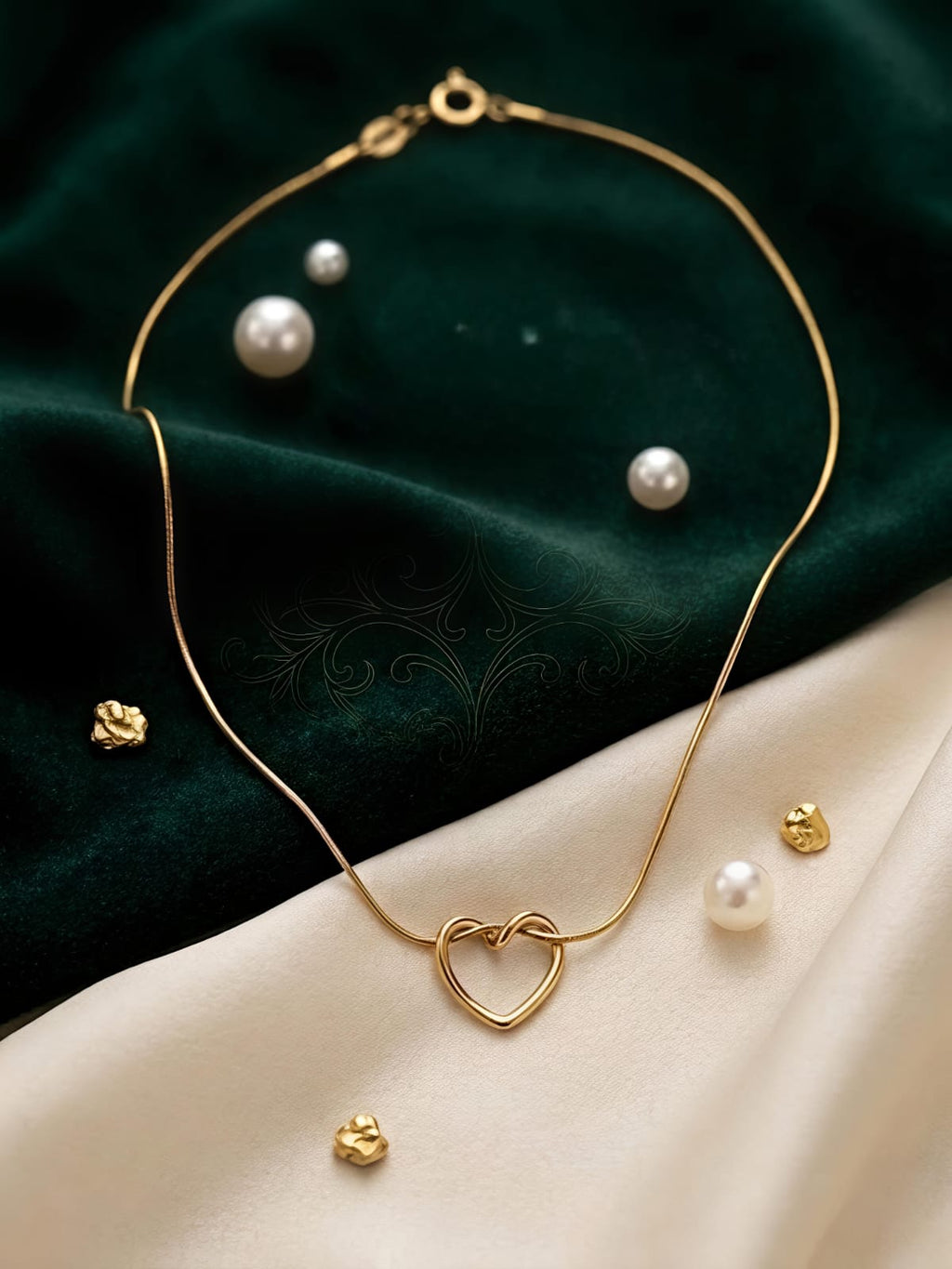 GOLD FLOATING HEART