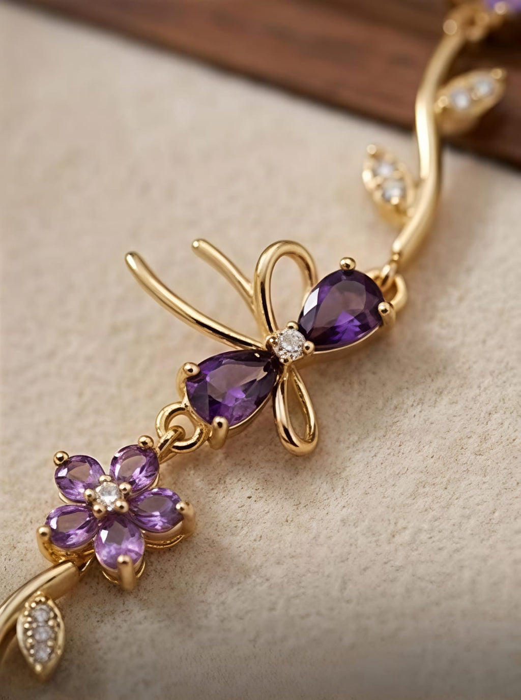 FLORAL WINE CRYSTAL BRACELET